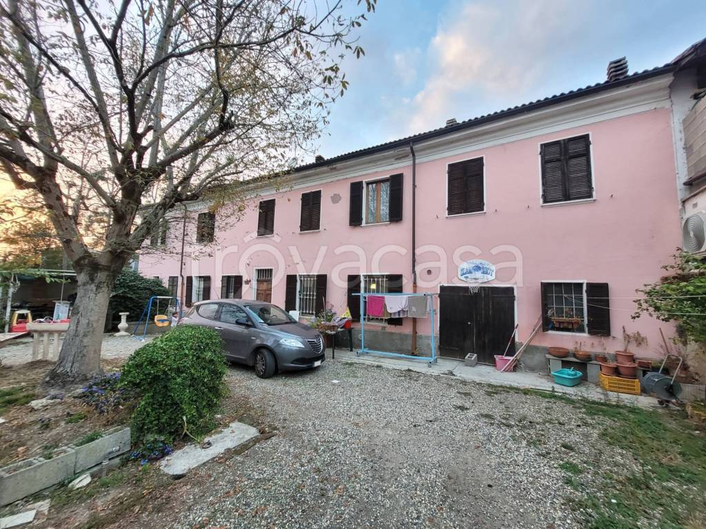 Villa Bifamiliare in vendita ad Alessandria via Giovanni Poggio, 31