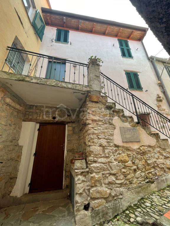 Casa Indipendente in in vendita da privato a Villa Faraldi via Coniugi Morchio, 27