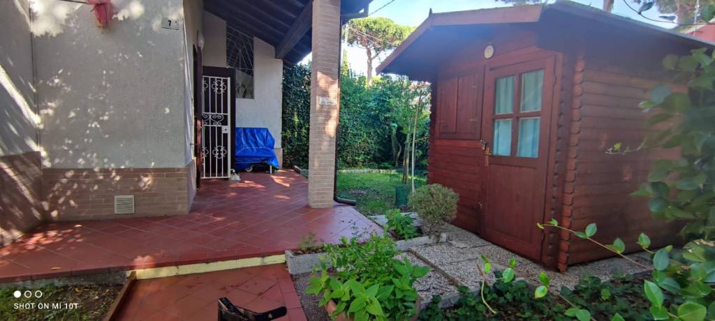 Villa a Schiera in vendita a Comacchio viale Ugo Foscolo