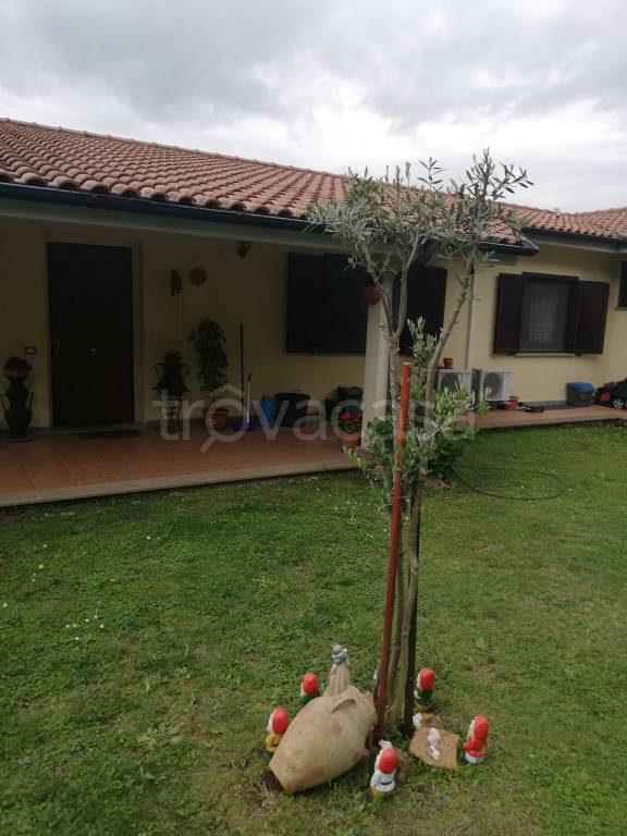 Villa Bifamiliare in in vendita da privato a Nepi via Monte Bianchello