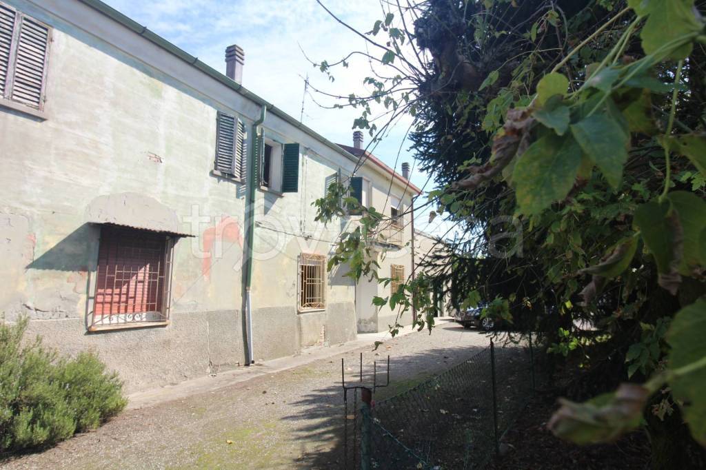 Villa in vendita ad Argenta strada Sant'emilia, 1