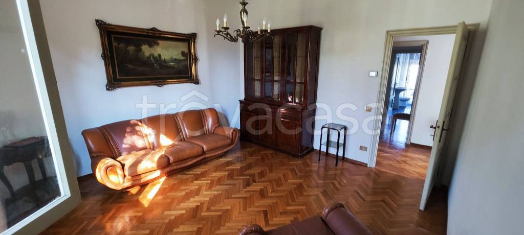 Appartamento in vendita a Carpaneto Piacentino viale Giacomo Matteotti