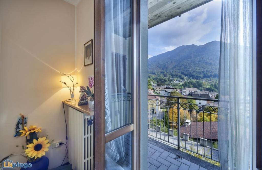 Appartamento in vendita a Esino Lario via Parrocchiale Don g.B. Rocca, 1