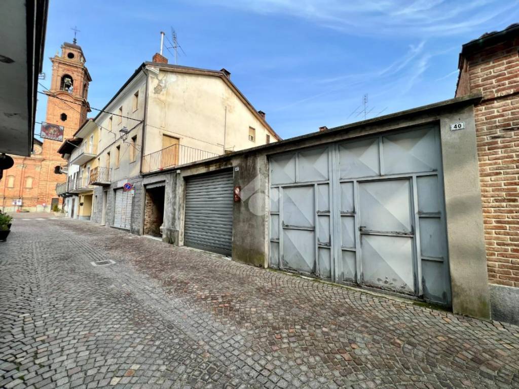 Casa Indipendente in vendita a Montechiaro d'Asti via Piesenzana, 48