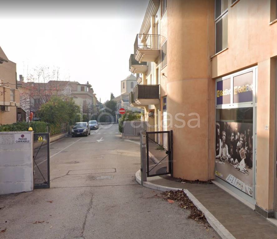 Posto Auto in vendita a San Benedetto del Tronto via Enrico Toti, 45