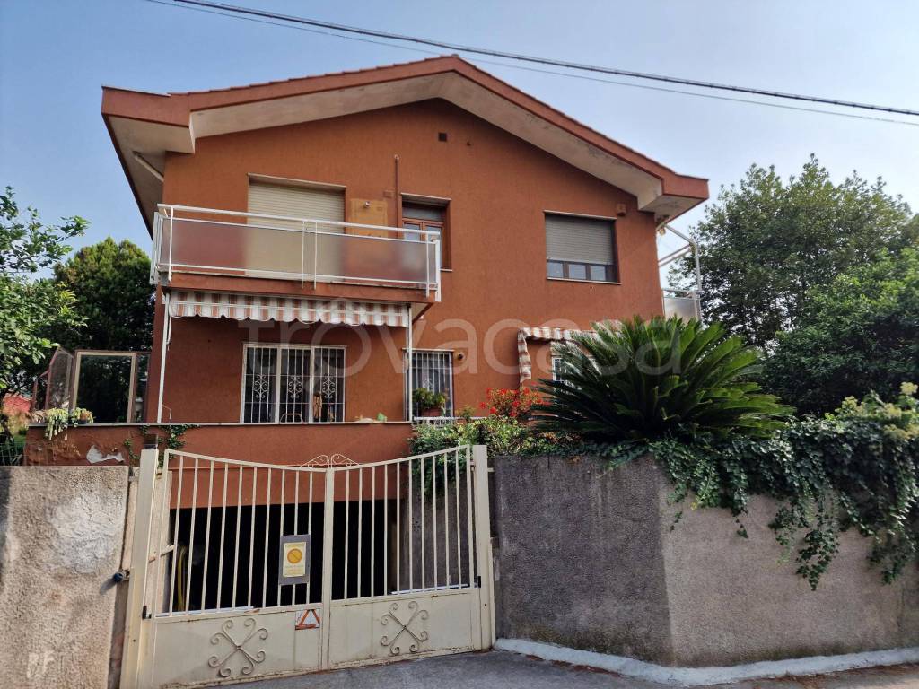 Appartamento in vendita a Pietra Ligure via Nazario Sauro