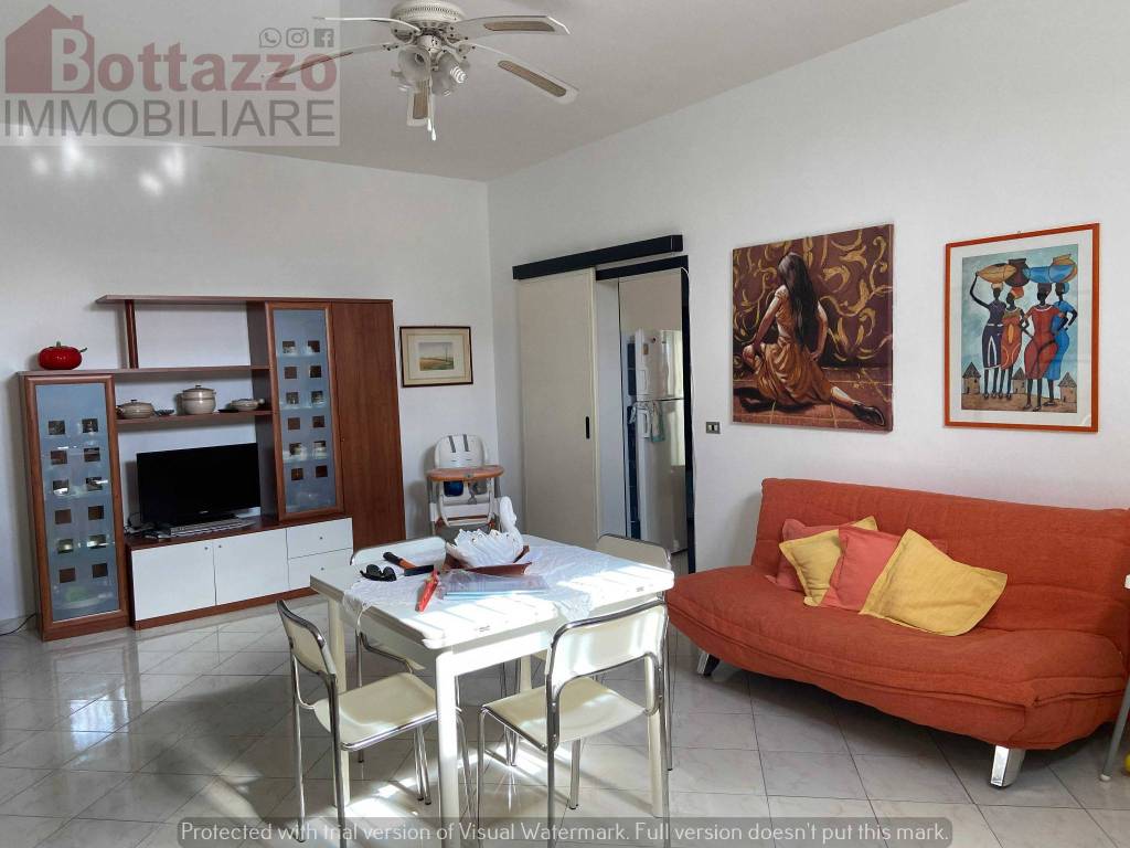 Appartamento in vendita a Lizzano viale Convento, 14