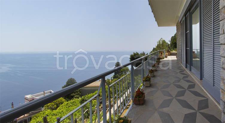 Villa in vendita a Ravello via Magroni
