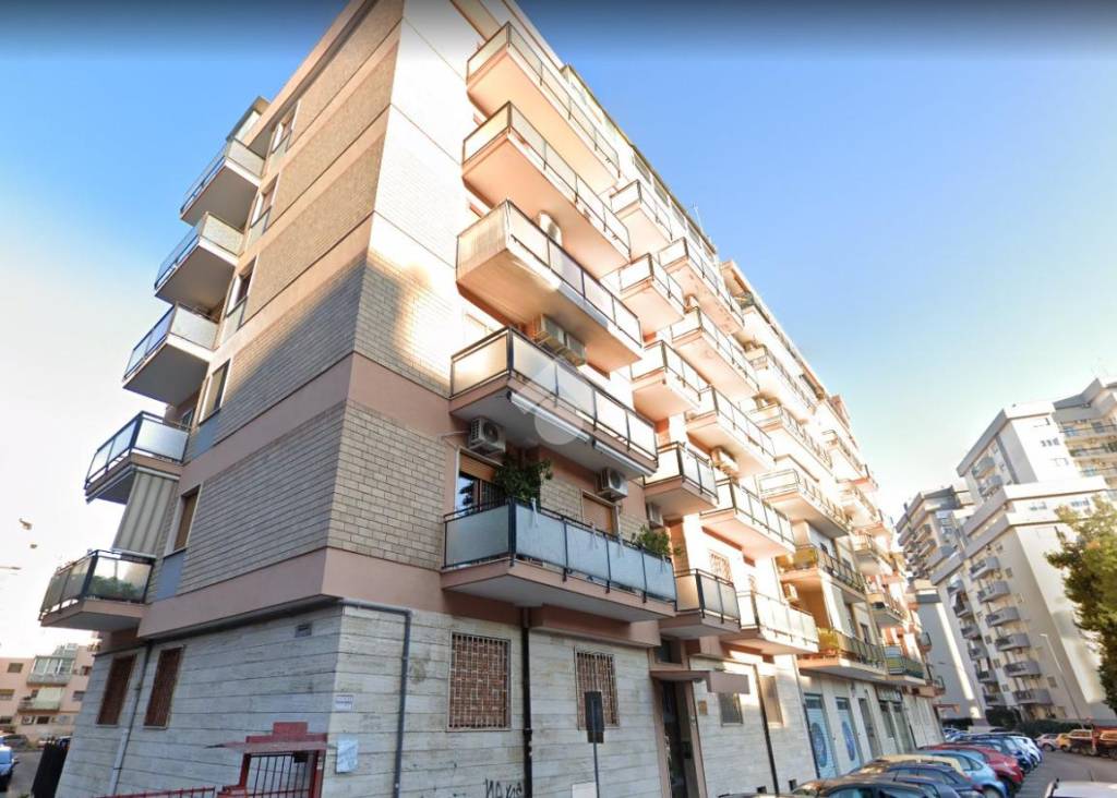 Appartamento in vendita a Taranto via Veneto, 111