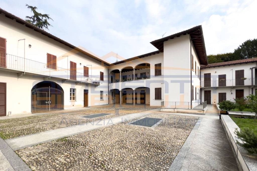 Appartamento in vendita a Cernusco Lombardone via Monza