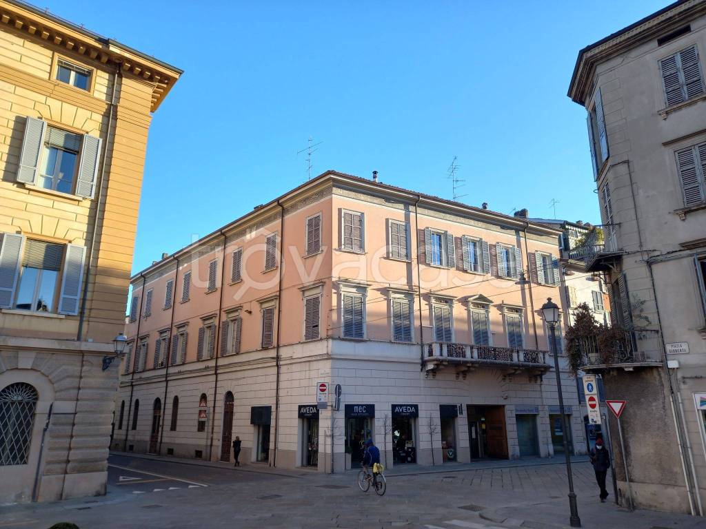 Appartamento in in vendita da privato a Reggio nell'Emilia via Giuseppe Mazzini, 1