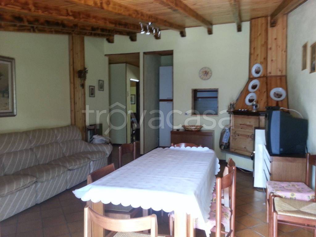 Appartamento in in vendita da privato a Capovalle via Ventiquattro Maggio, 23