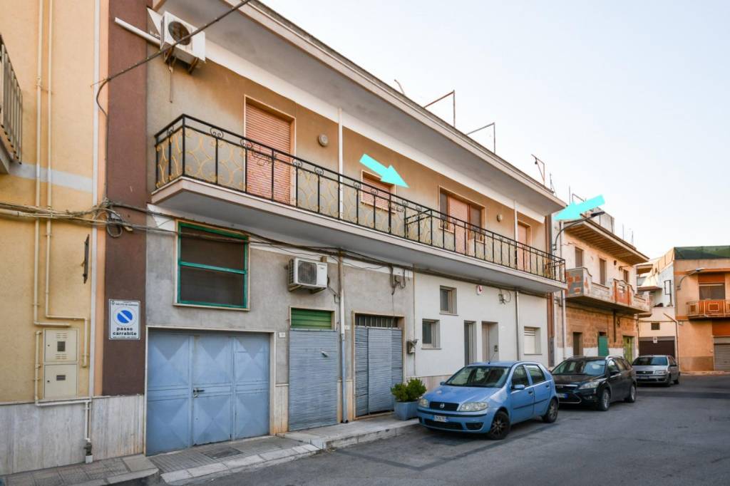Appartamento in vendita a San Vito dei Normanni via Tibullo Albio