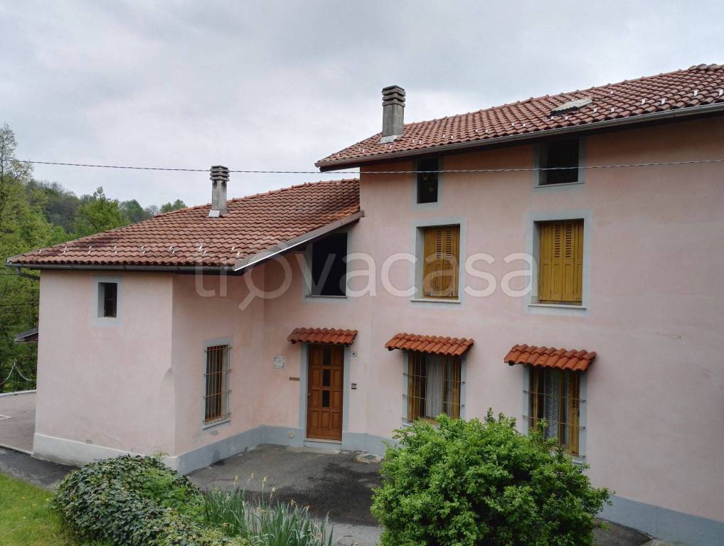 Casa Indipendente in in vendita da privato ad Ailoche frazione Piasca