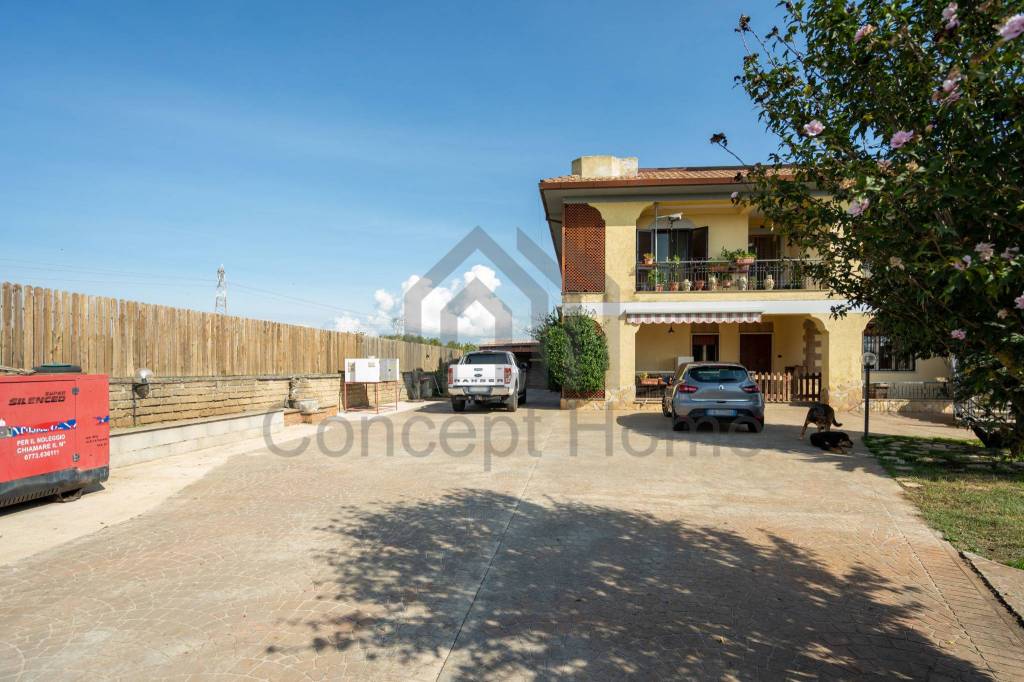 Villa in vendita ad Artena via di Casa Colonnella, 146