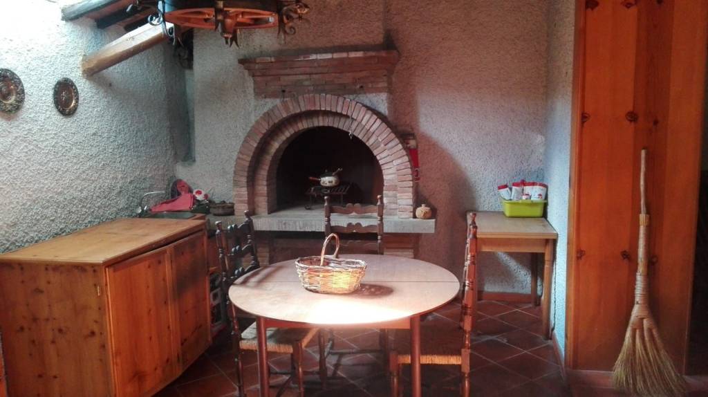 Villa Bifamiliare in in vendita da privato a Cantalice via Santa Croce, 16