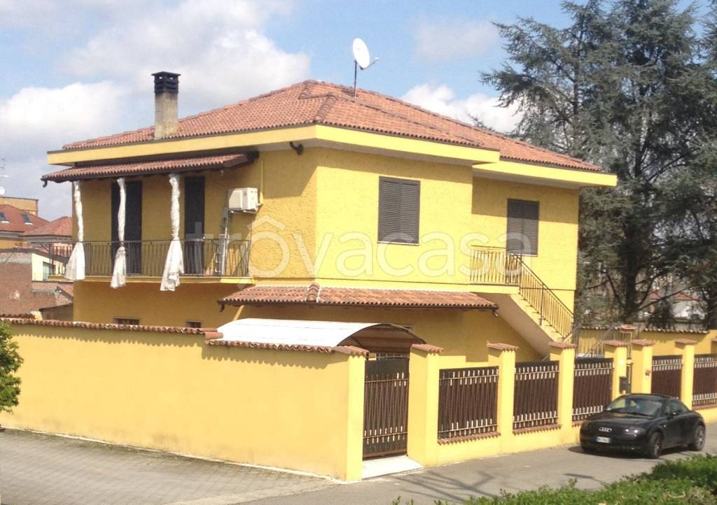 Villa in in vendita da privato a Casale Monferrato via Francesco Negri, 14