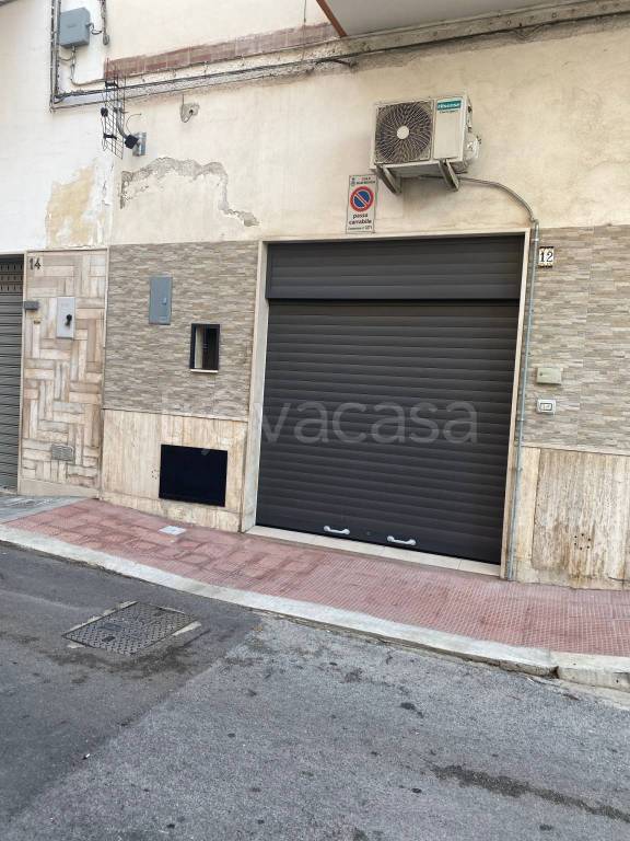 Garage in vendita a Manfredonia via Salapia, 12
