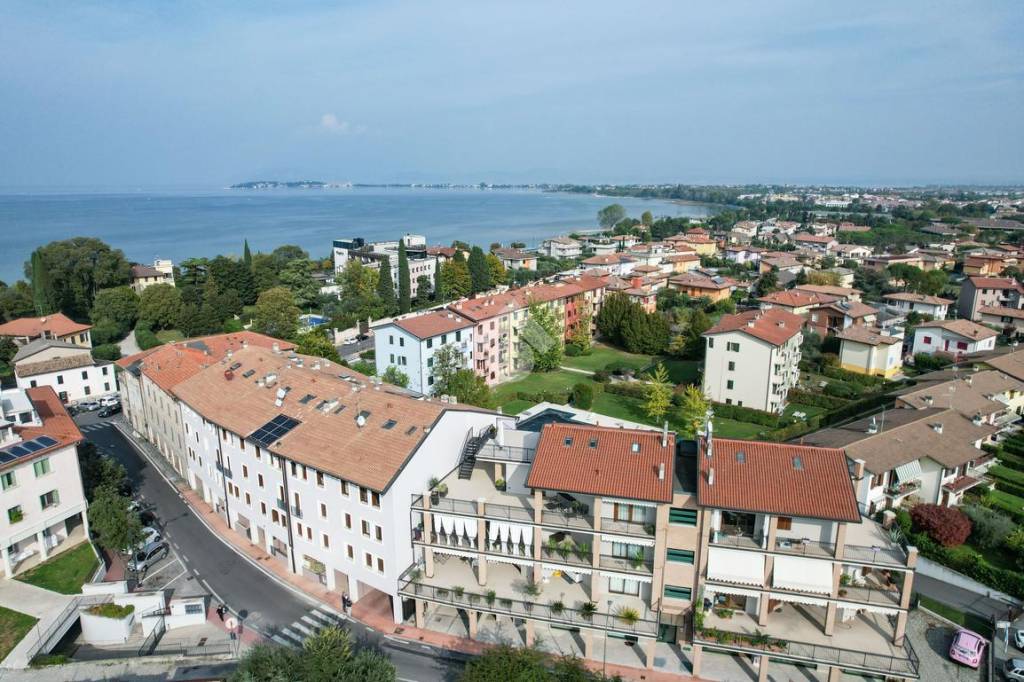 Appartamento in vendita a Desenzano del Garda via Venezia