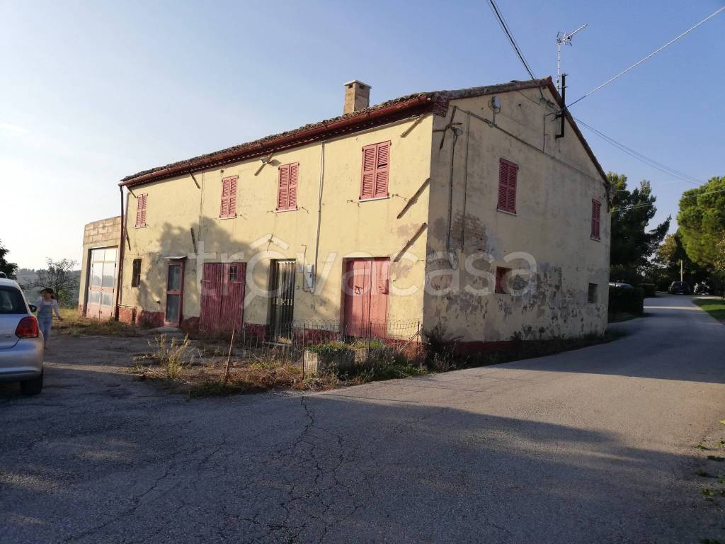 Colonica in vendita a Senigallia