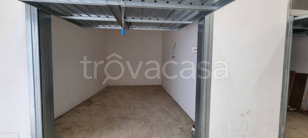 Garage in vendita a Pescara corso Vittorio Emanuele ii, 104/1