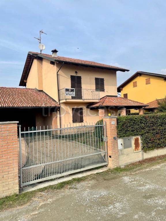 Villa a Schiera in vendita a Crescentino via San Giuseppe, 3