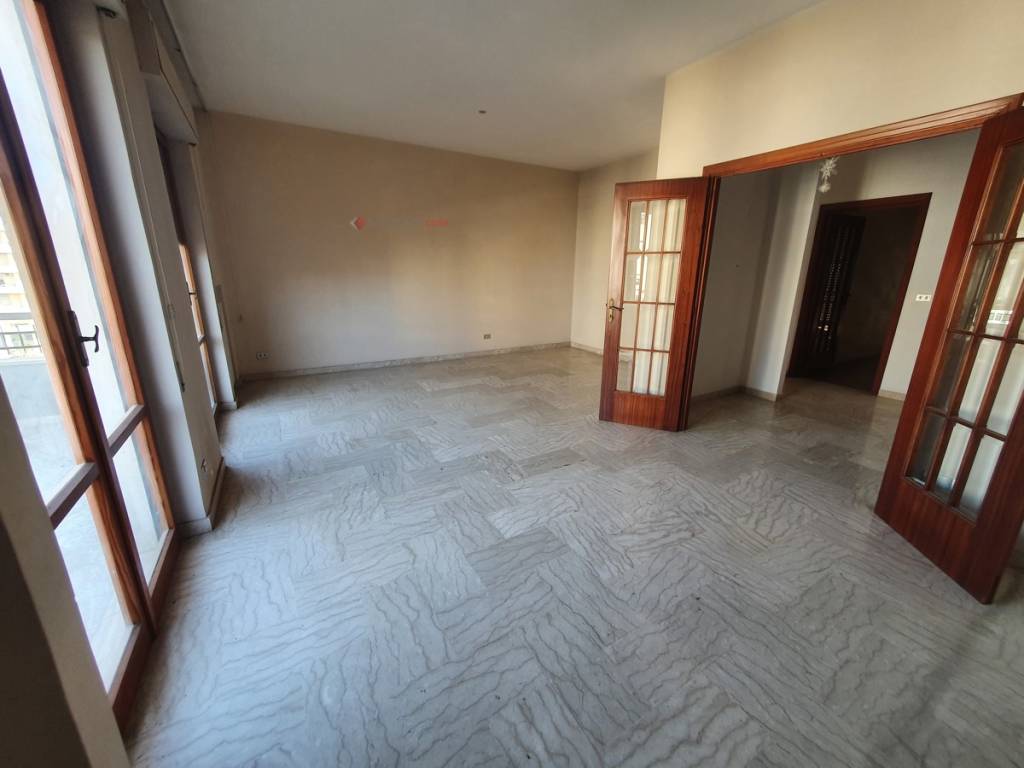 Appartamento in vendita a Bari via La Pira, 19