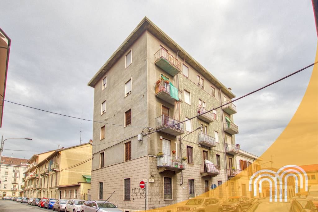 Appartamento in vendita a Torino via pont, 6