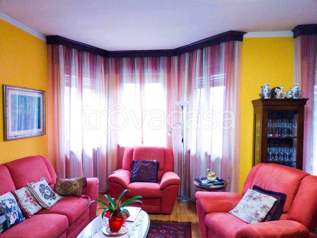 Appartamento in vendita a Gravellona Toce via Pietro Pedolazzi, 39