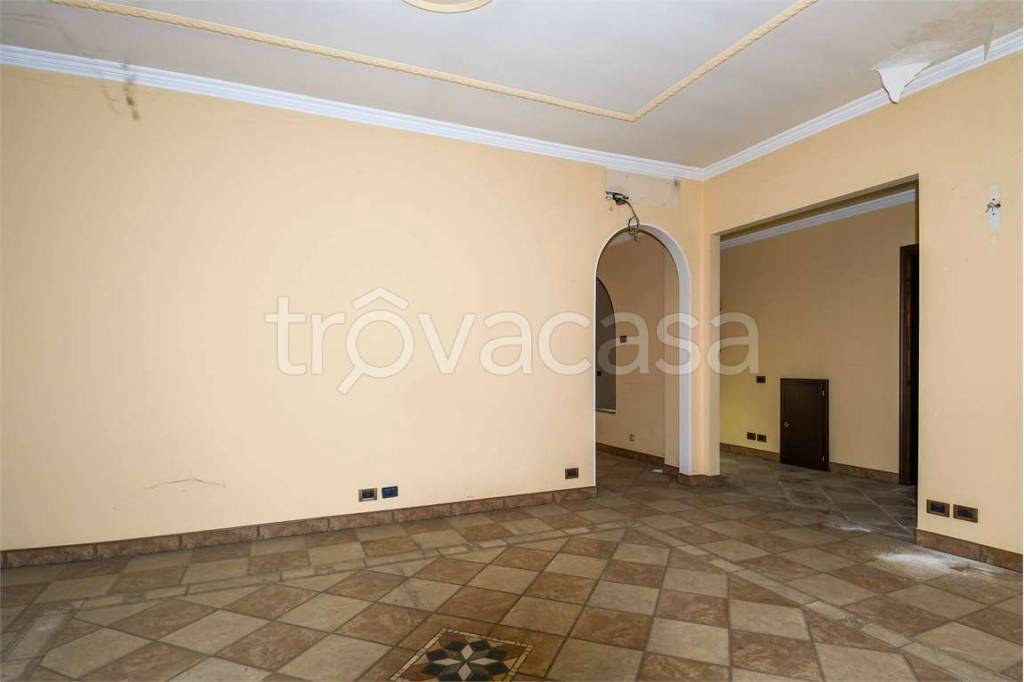 Appartamento in vendita a Isso via s. alessandro, 73
