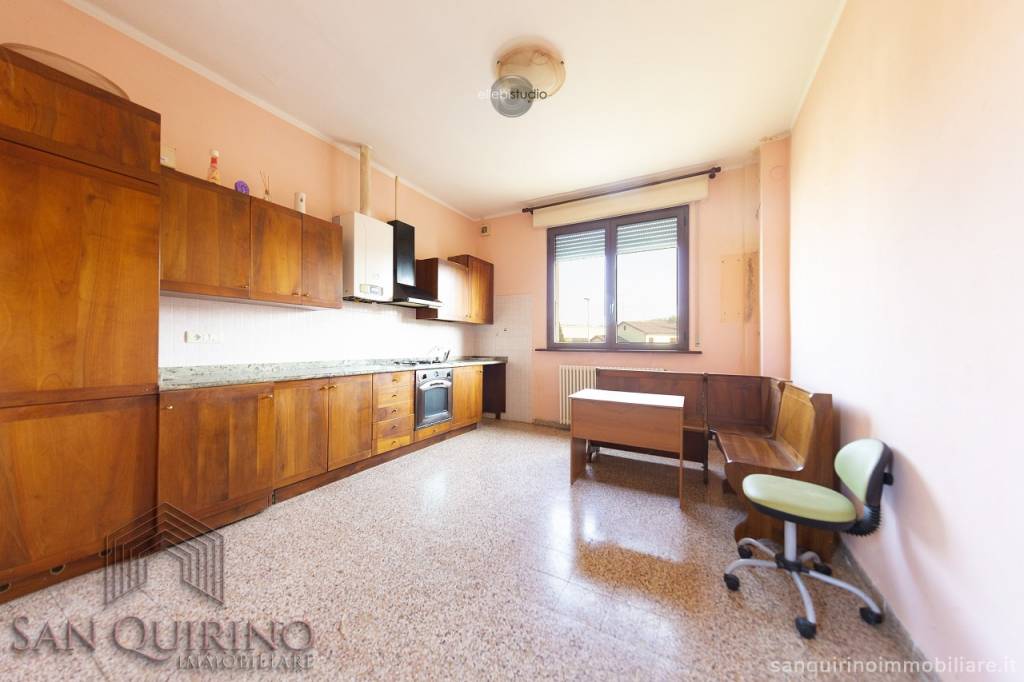 Appartamento in vendita a Viadana via Trieste, 80