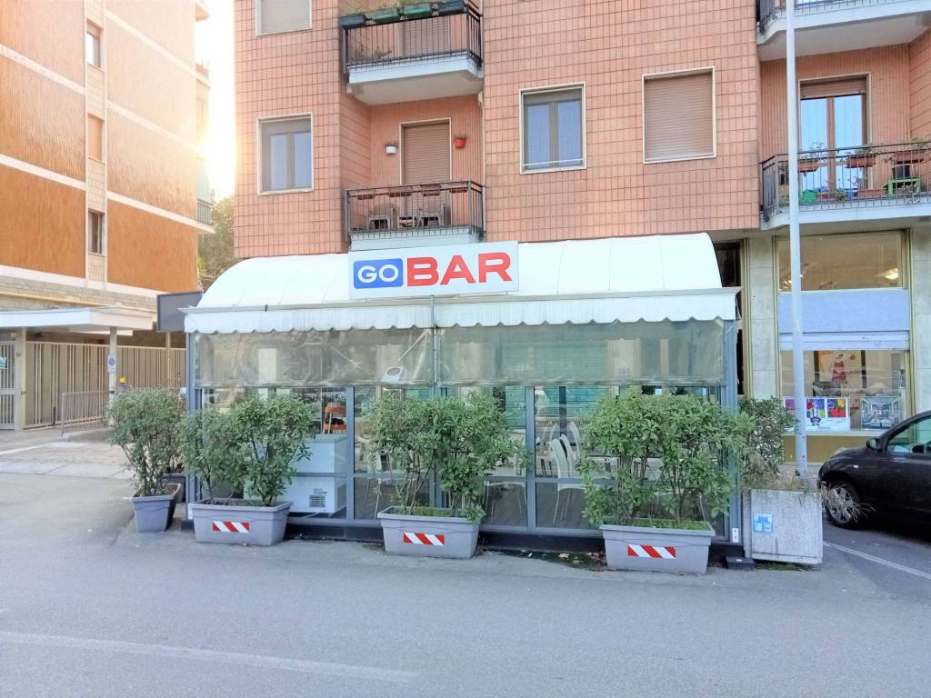 Bar in vendita a Biella piazza Adua, 8/a