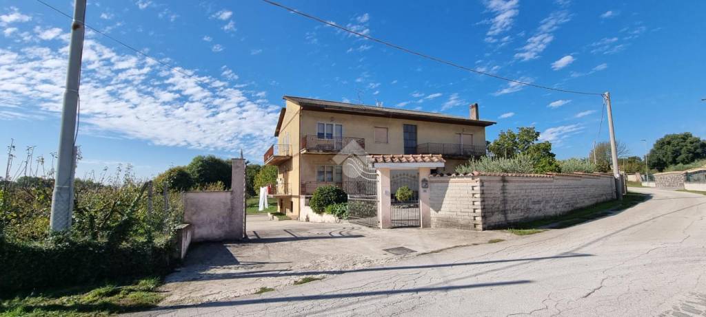 Appartamento in vendita ad Artena via Della Rotonda, 88