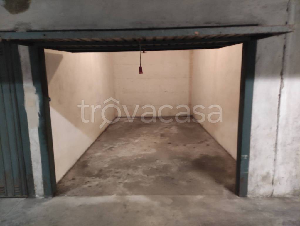 Garage in vendita a Verona via Girolamo Dalla Corte, 20B