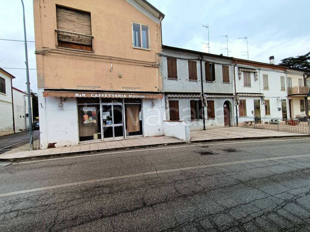 Intero Stabile in vendita a Riva del Po via Piave