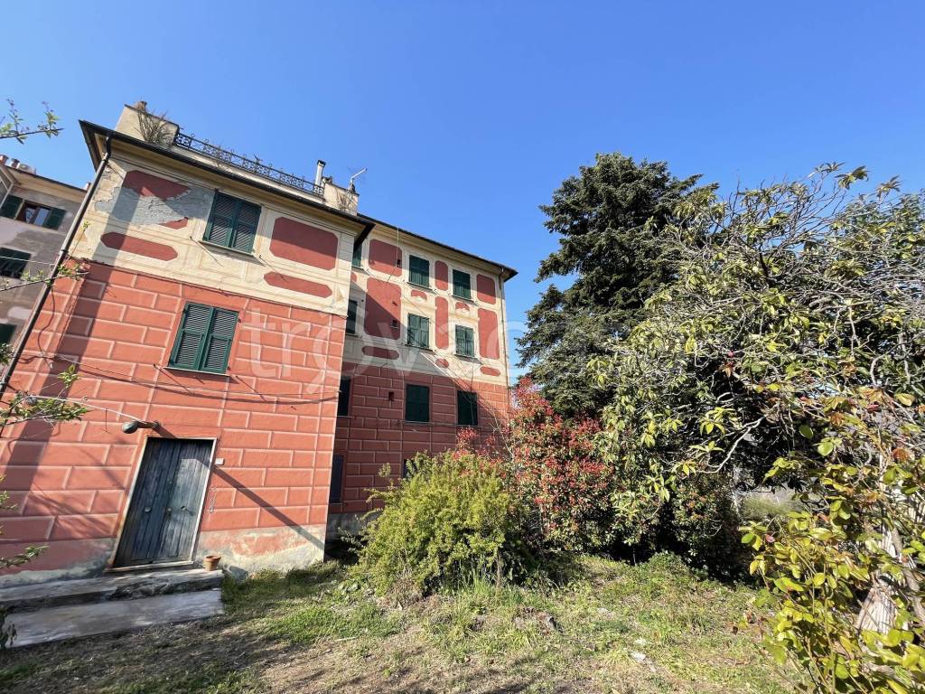 Villa Bifamiliare in vendita a Campomorone via Rutta