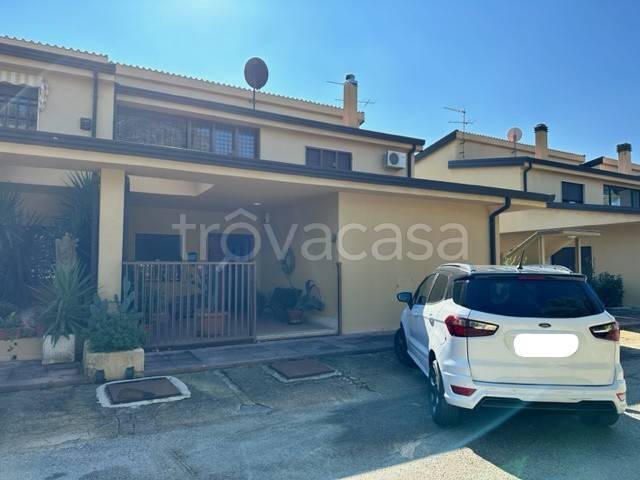 Villa Bifamiliare in vendita a Mendicino via Mario Dodaro, 9