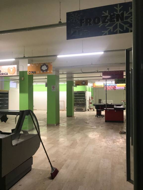 Supermercato/Minimarket in in affitto da privato a Venezia via Milano, 60