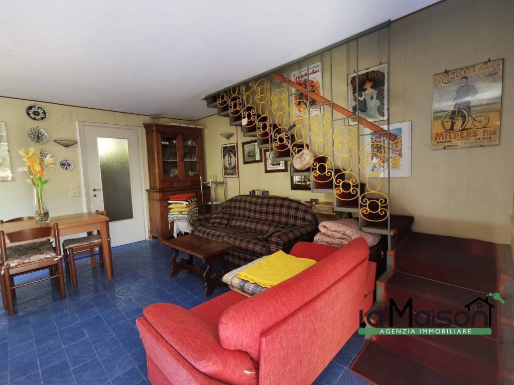 Villa a Schiera in vendita ad Andrate regione Santa Maria, 31