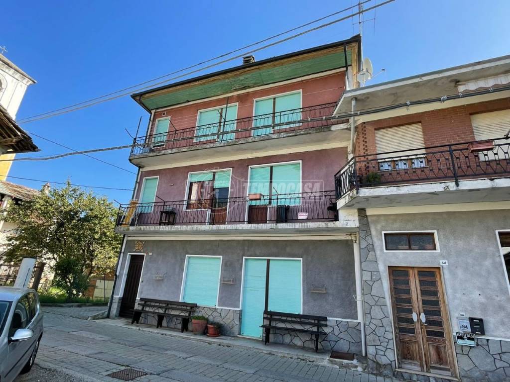 Appartamento in vendita a Castelnuovo Nigra via Croce Dott. G. 66