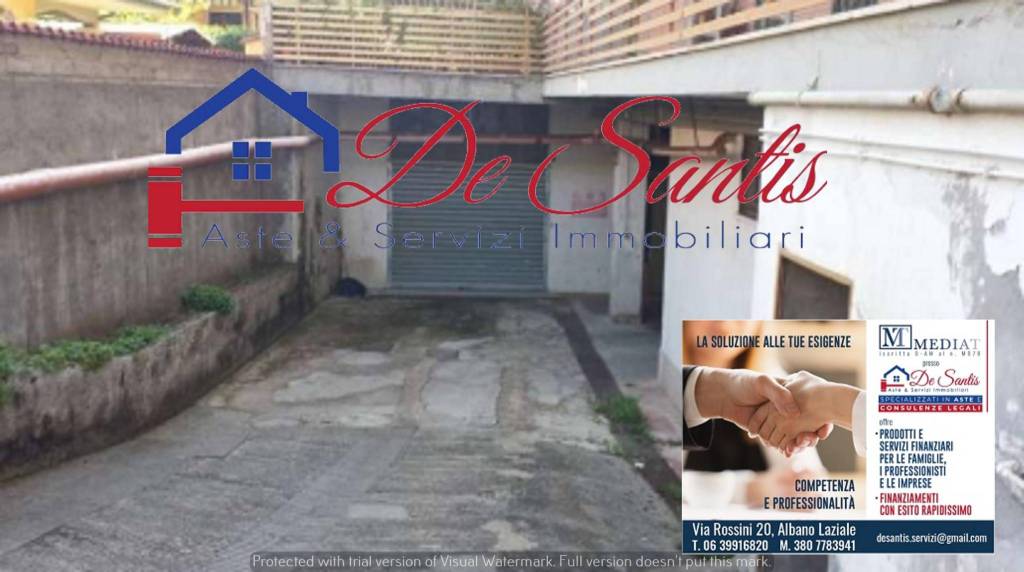 Garage in vendita a Pomezia via Rumenia, 95
