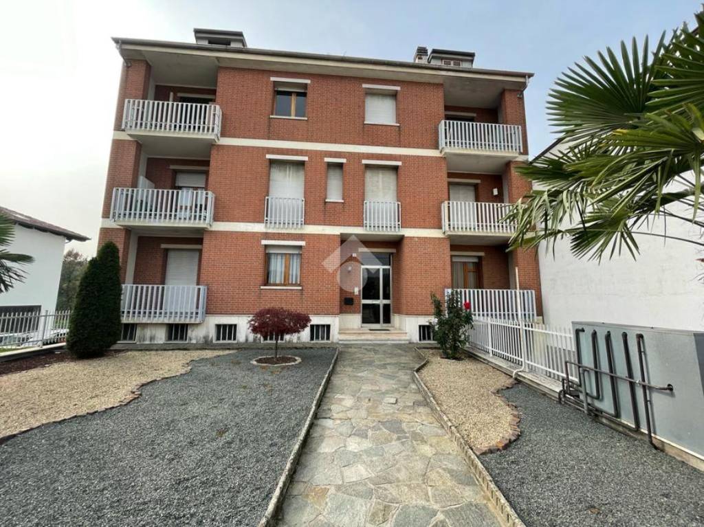 Appartamento in vendita a Villafranca d'Asti reg. Borgo Vecchio, 70
