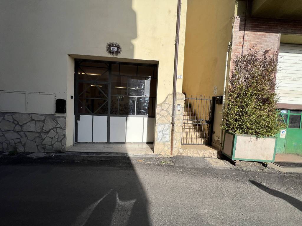Ufficio in vendita a Civitavecchia via Alessandro Volta