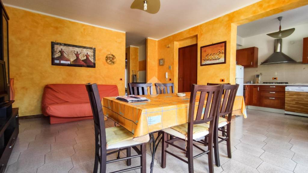 Appartamento in vendita ad Alì Terme via francesco crispi, 149