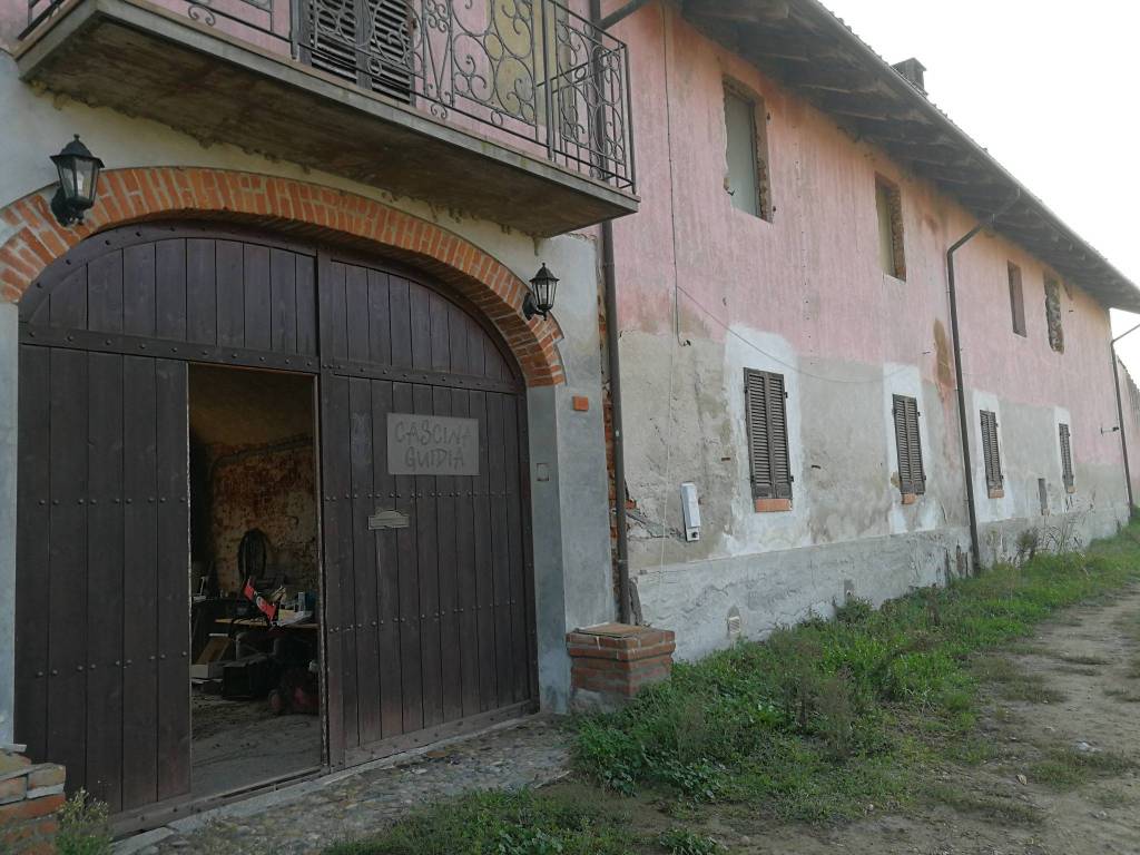 Casa Indipendente in vendita a Caresana