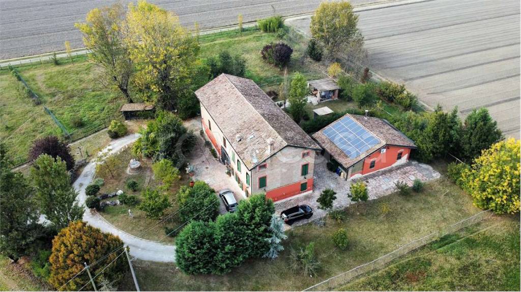 Villa in vendita a Correggio via Lemizzone