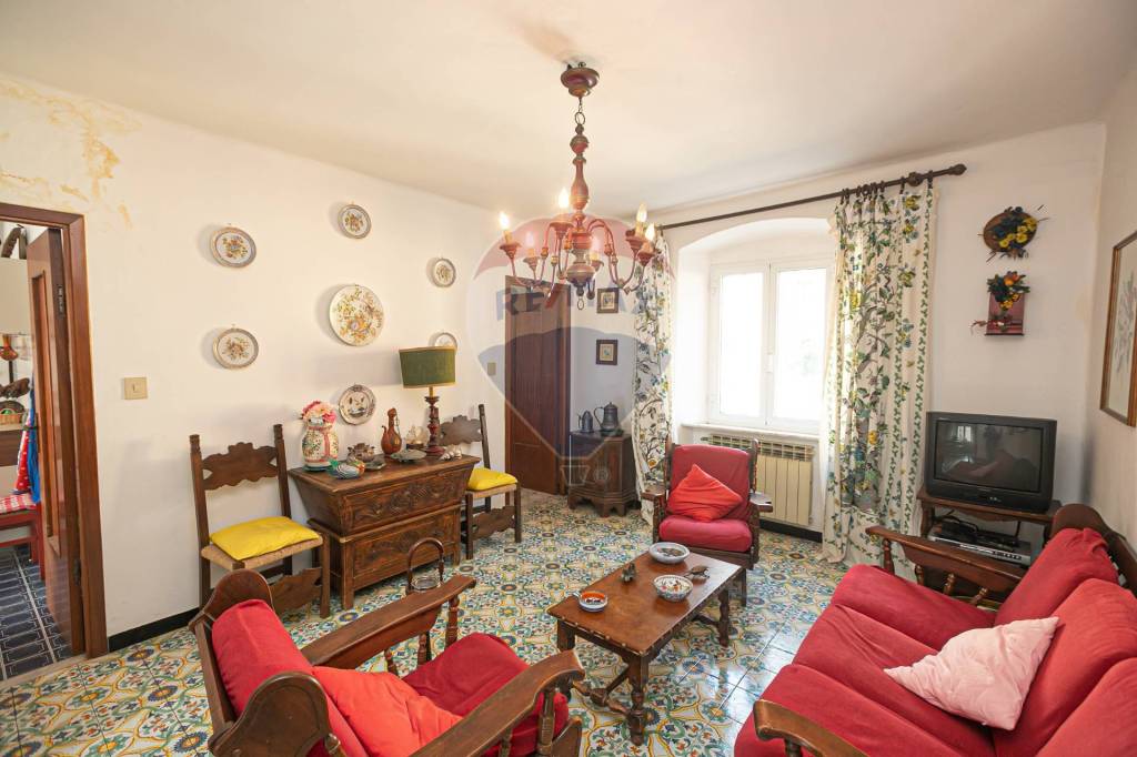 Appartamento in vendita a Masone via Roma, 47
