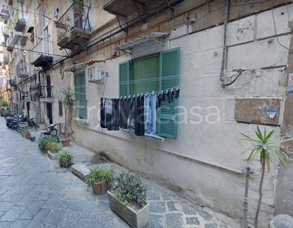 Appartamento in in vendita da privato a Napoli vico Lammatari, 19