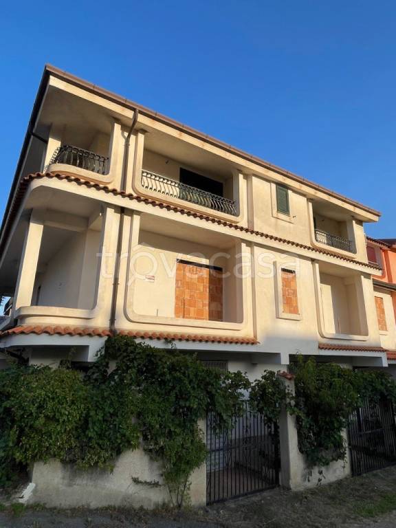 Villa a Schiera in in vendita da privato a Francavilla Marittima via Emilio Salgari