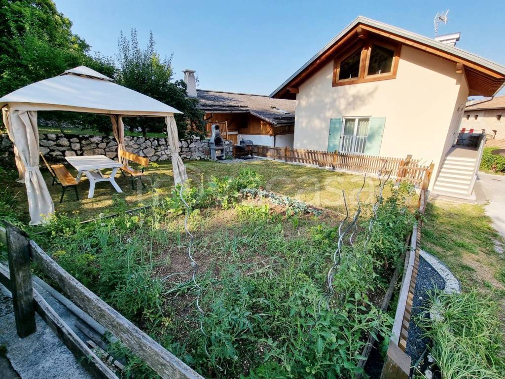Villa in vendita ad Amblar-Don via ai Masi